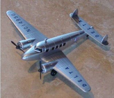 Delta Lockheed Electra New Ray.jpg