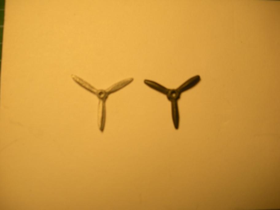 MAC Pastushin DC3 Props 2.JPG