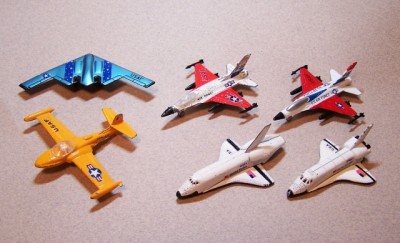 Dyna A-37 F16s B2 Shuttles.jpg